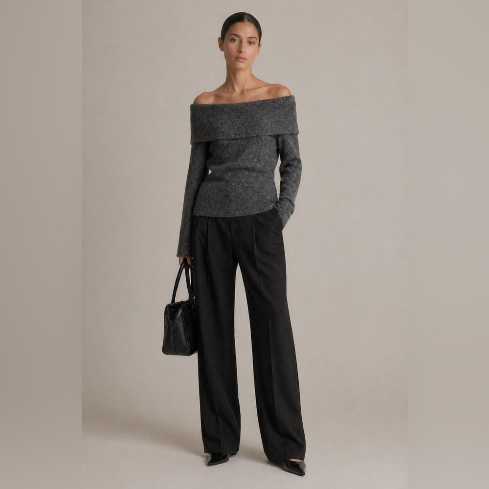 Banana Republic Merino And Alpaca Blend Off The Shoulder Gray Sweater. Small